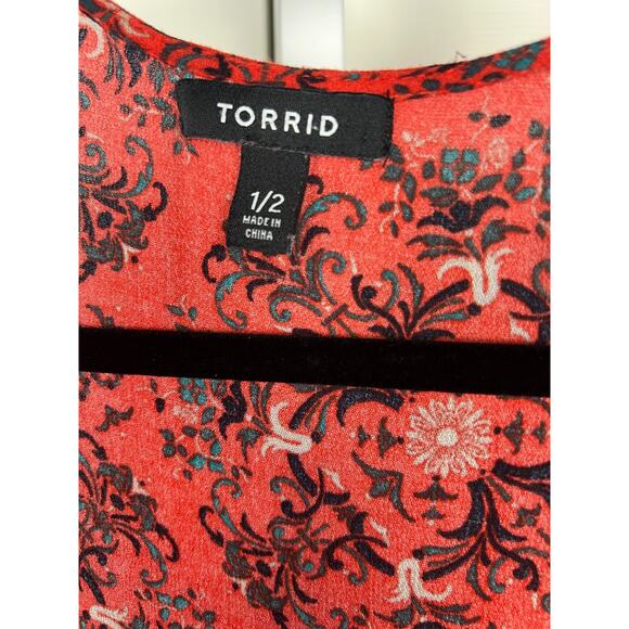 Torrid Red Medallion Crepe Open Front Kimono Sz 1/2 Rayon Floral Mandala Boho - Picture 4 of 7